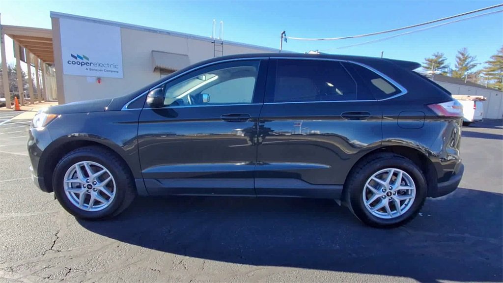 Certified 2023 Ford Edge SEL w/ Convenience Package image 5