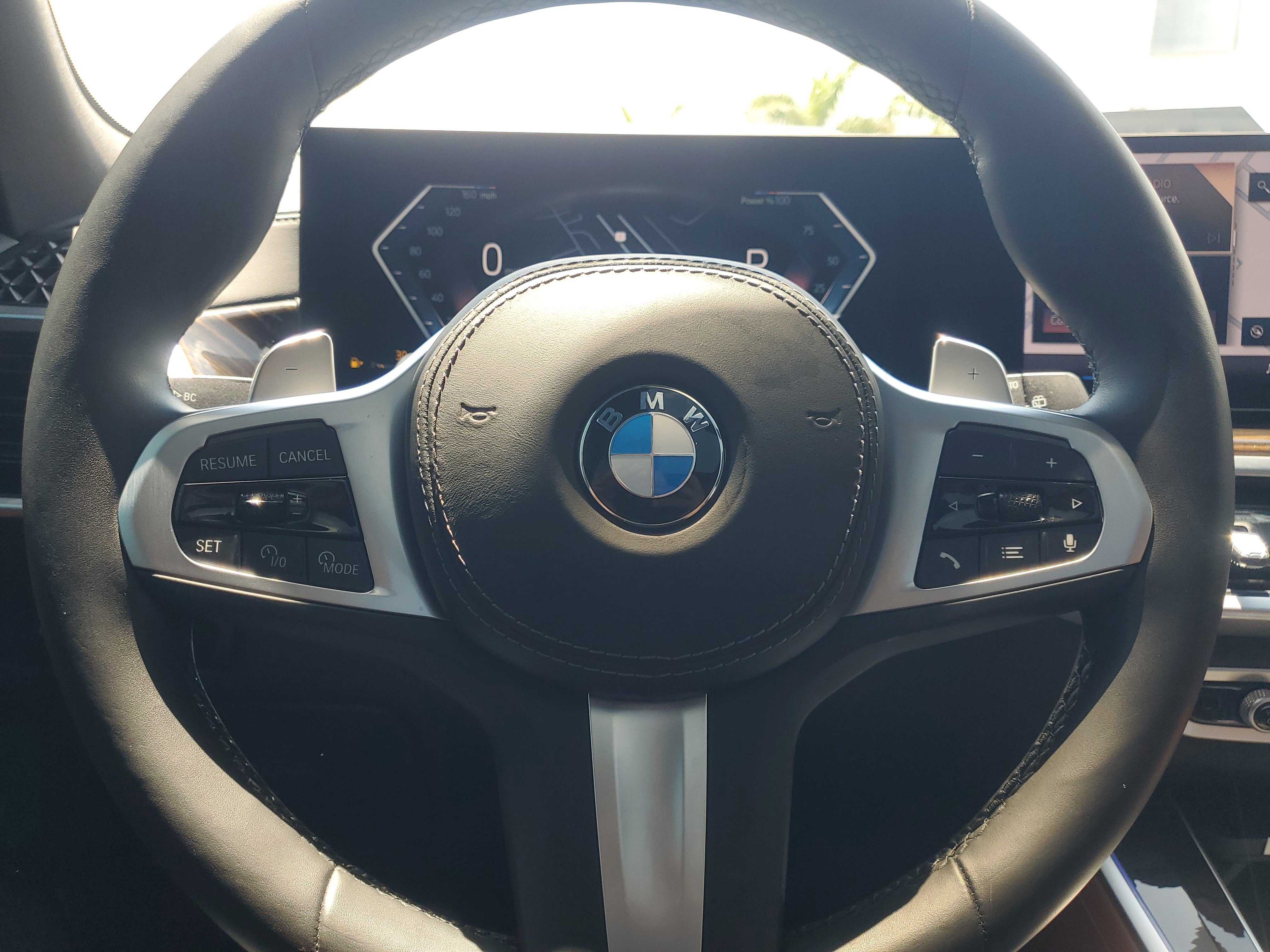 Used 2025 BMW X5 sDrive40i w/ Executive Package RWD image 22