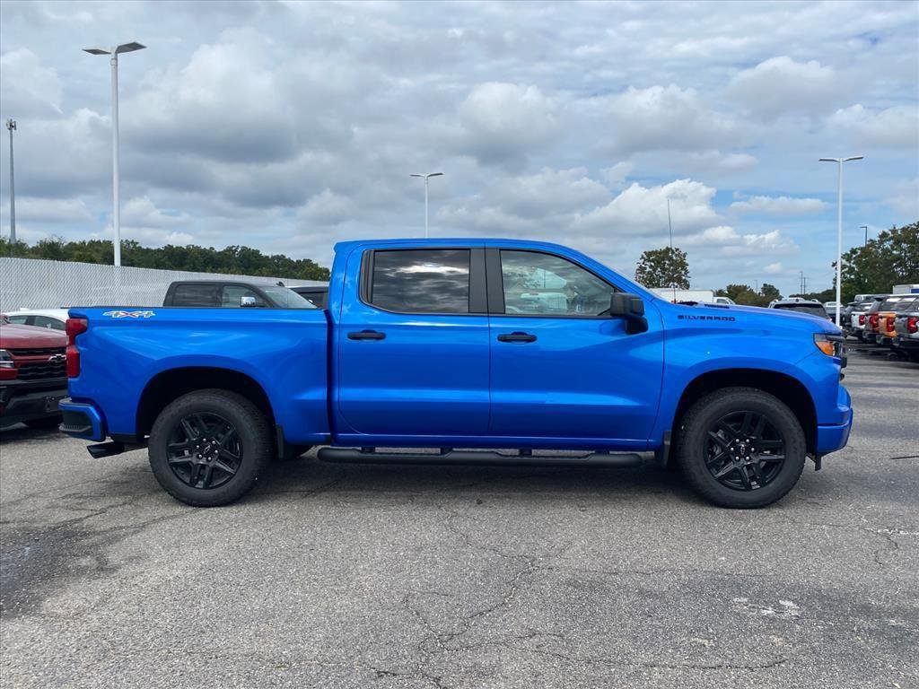 New 2026 Chevrolet Silverado 1500 Custom w/ Turbomax Blackout Package image 2