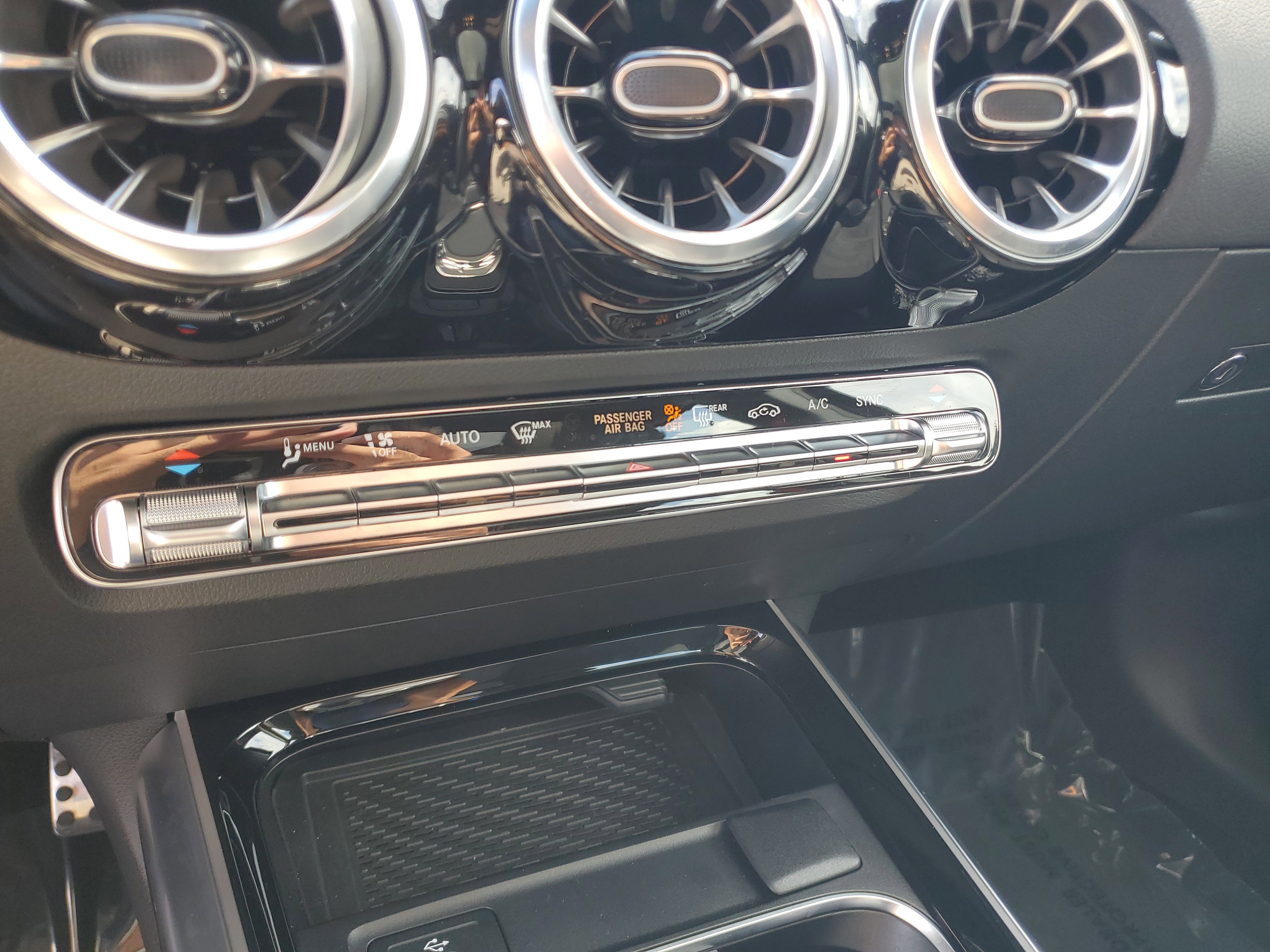 Certified 2025 Mercedes-Benz GLA 35 AMG 4MATIC image 29