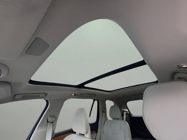 Used 2022 Volvo XC90 T8 Inscription Expression w/ Advanced Package image 21