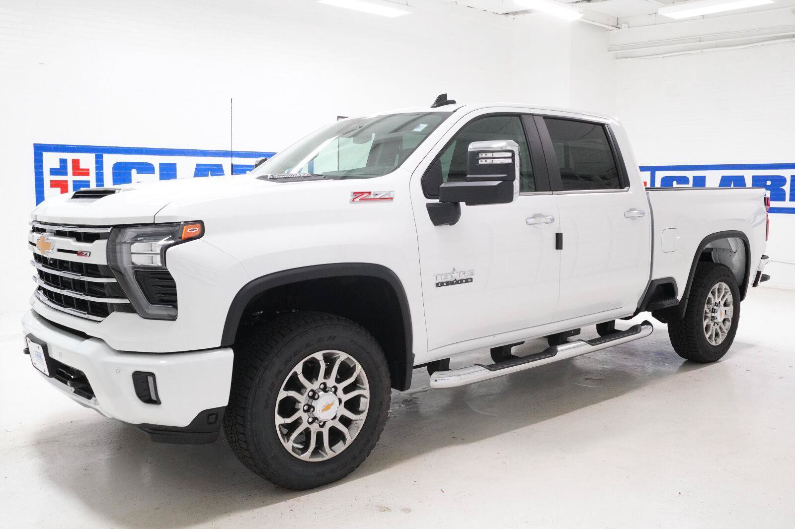 New 2026 Chevrolet Silverado 2500 LT w/ Z71 Chrome Sport Edition AWD/4WD image 37