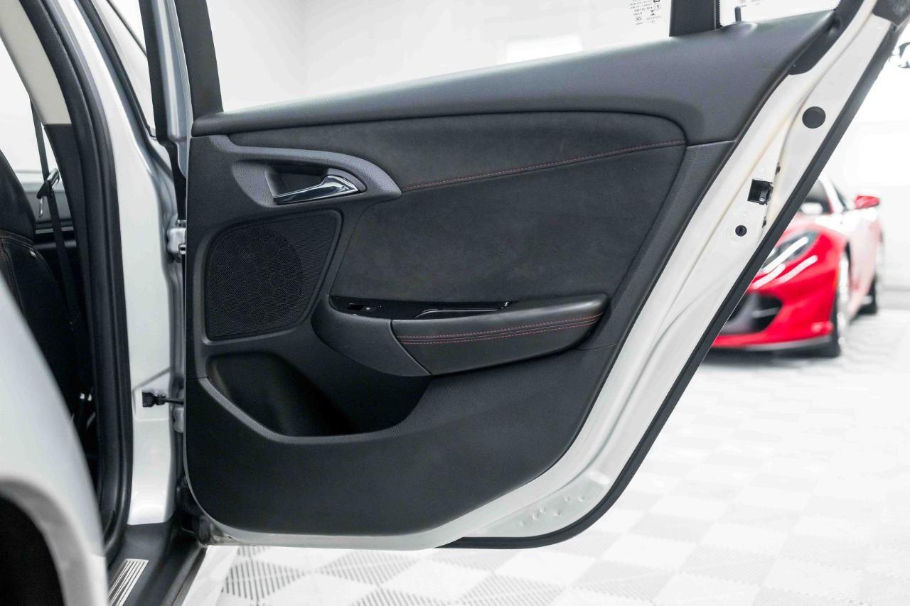 Used 2015 Chevrolet SS RWD image 73