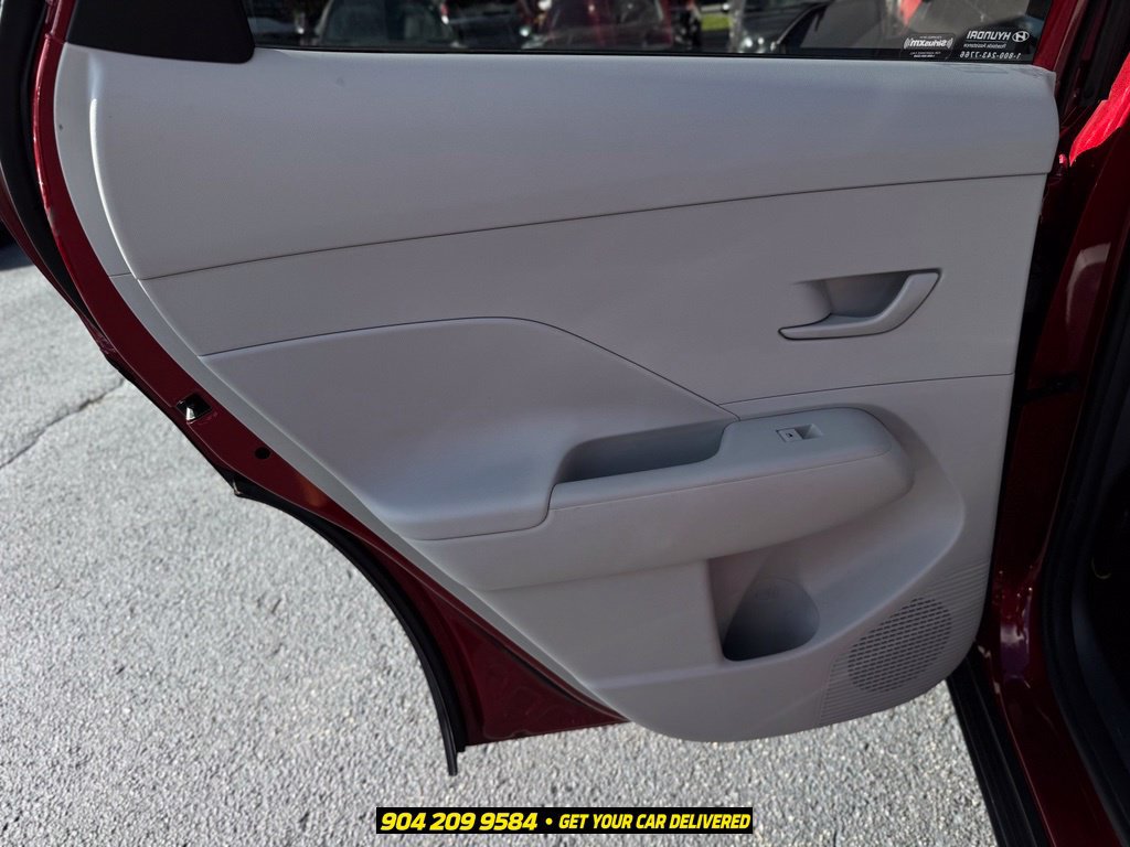 Used 2024 Hyundai Kona SEL FWD image 22