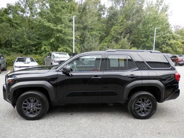 Used 2025 Toyota 4Runner SR5 AWD/4WD image 5