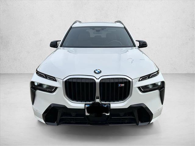 Used 2025 BMW X7 M60i image 2