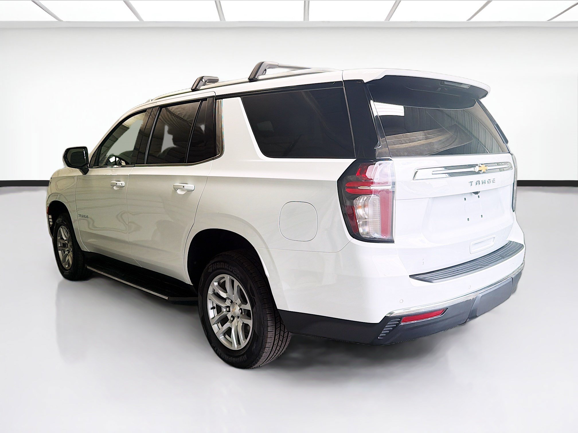 Used 2024 Chevrolet Tahoe LS AWD/4WD image 6