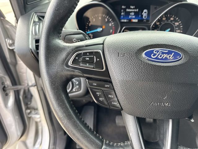 Used 2018 Ford Escape SEL image 25