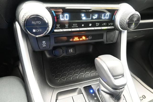 Used 2024 Toyota RAV4 SE AWD/4WD image 39