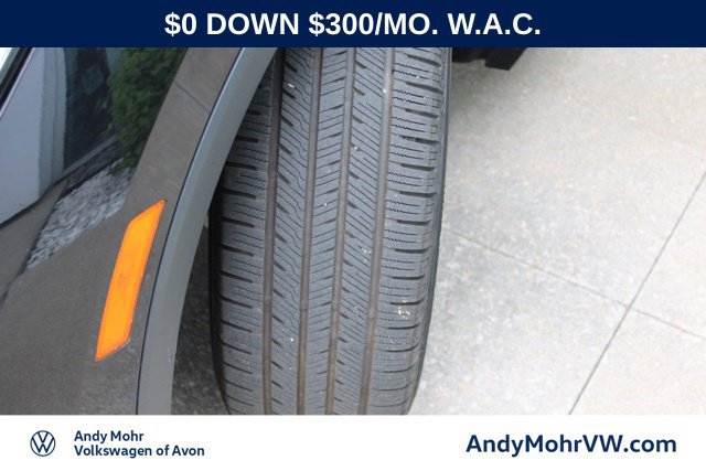 Used 2024 Volkswagen Tiguan SE AWD/4WD image 13