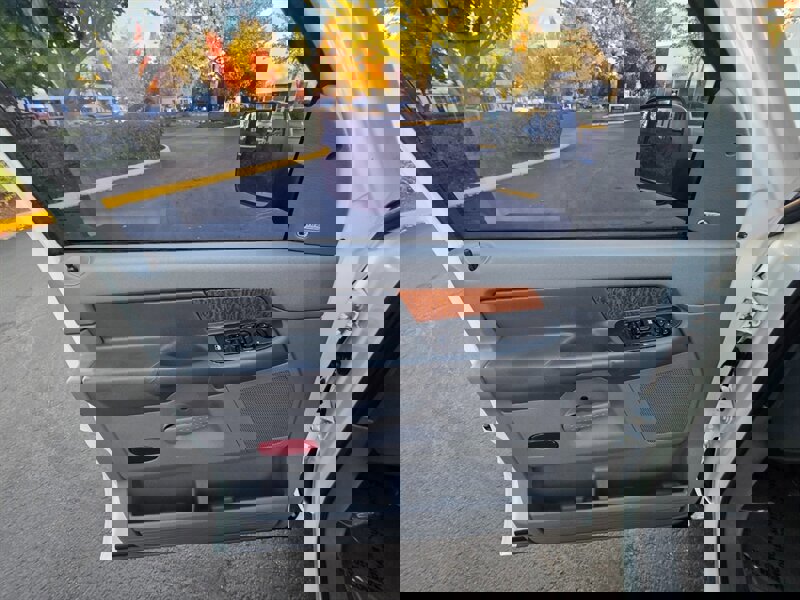 Used 2006 Dodge Ram 2500 Truck Laramie image 37