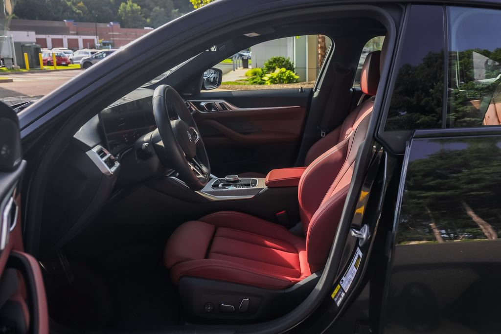 Used 2025 BMW i4 xDrive40i w/ M Sport Package AWD/4WD image 28