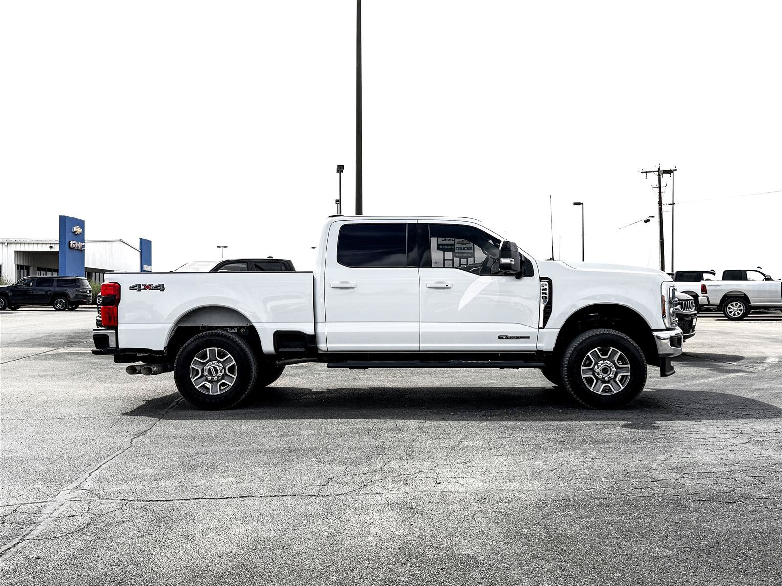 Used 2024 Ford F250 Lariat AWD/4WD image 5