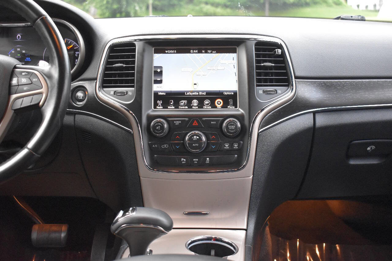Used 2015 Jeep Grand Cherokee Limited image 26