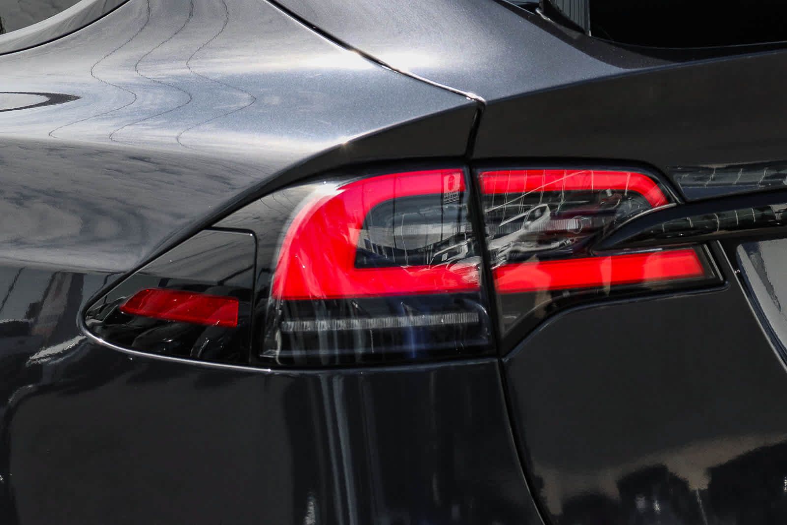 Used 2024 Tesla Model X AWD/4WD image 11
