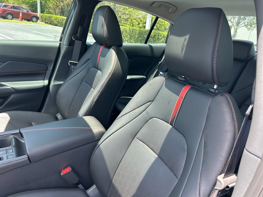 New 2026 Nissan Sentra SR w/ SR Premium Package FWD image 22