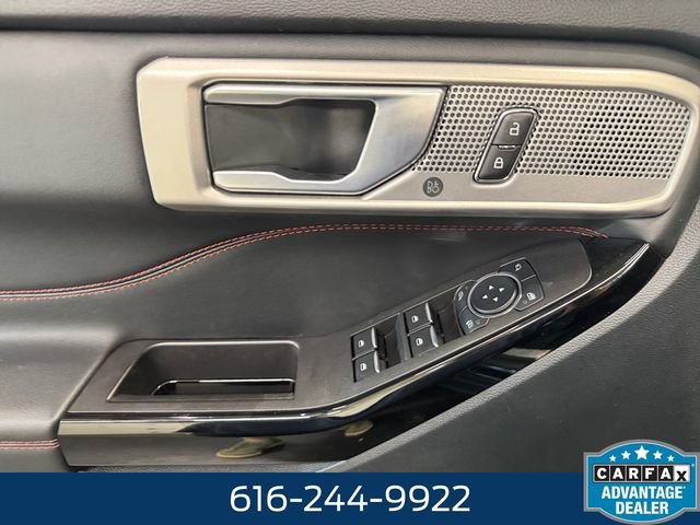 Used 2024 Ford Explorer ST-Line w/ Class IV Trailer Tow Package AWD/4WD image 25