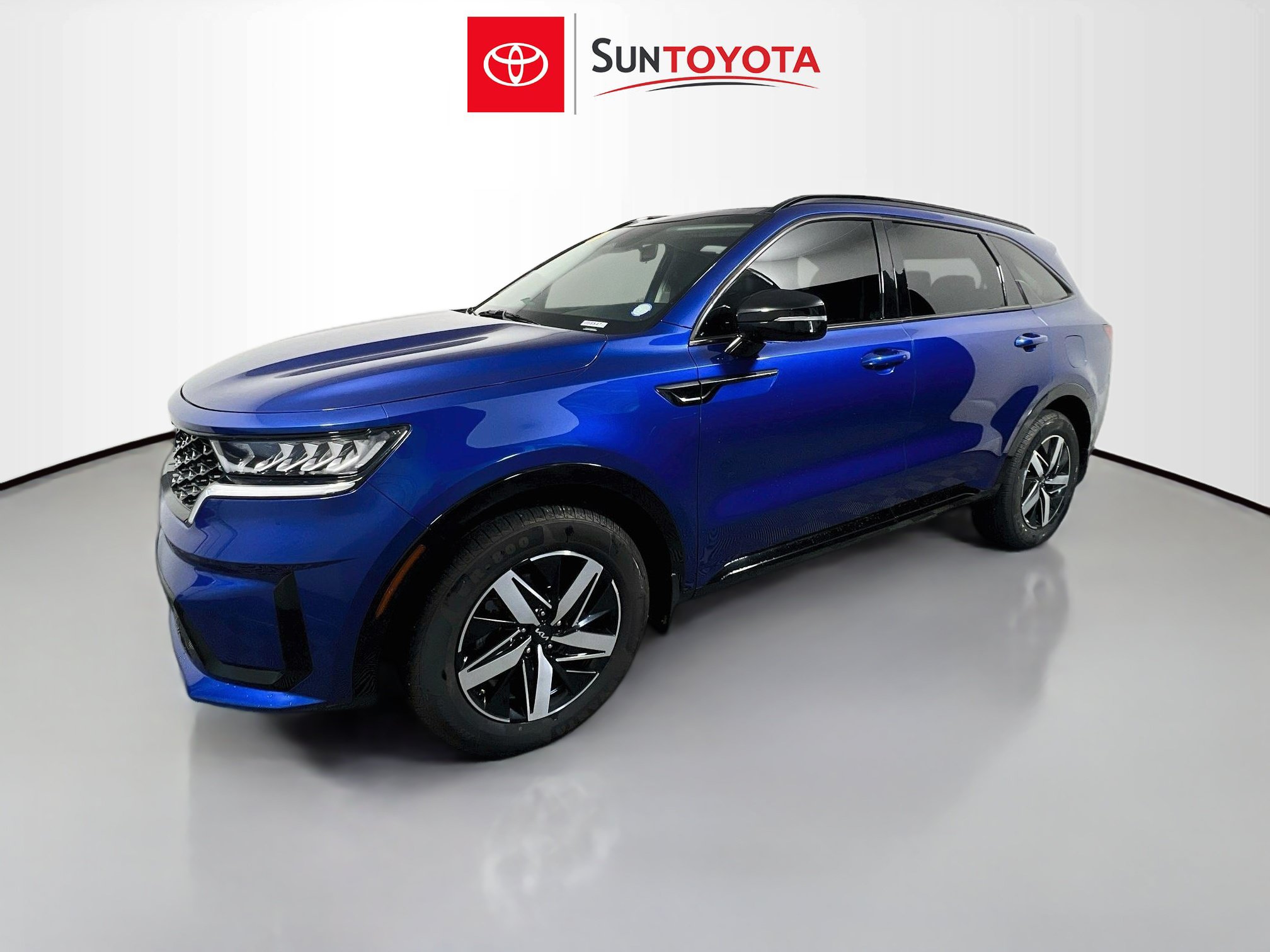 Used 2022 Kia Sorento EX w/ Panoramic Sunroof Package FWD image 9