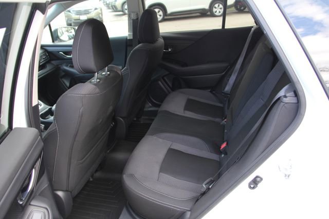 Used 2022 Subaru Outback Premium image 29