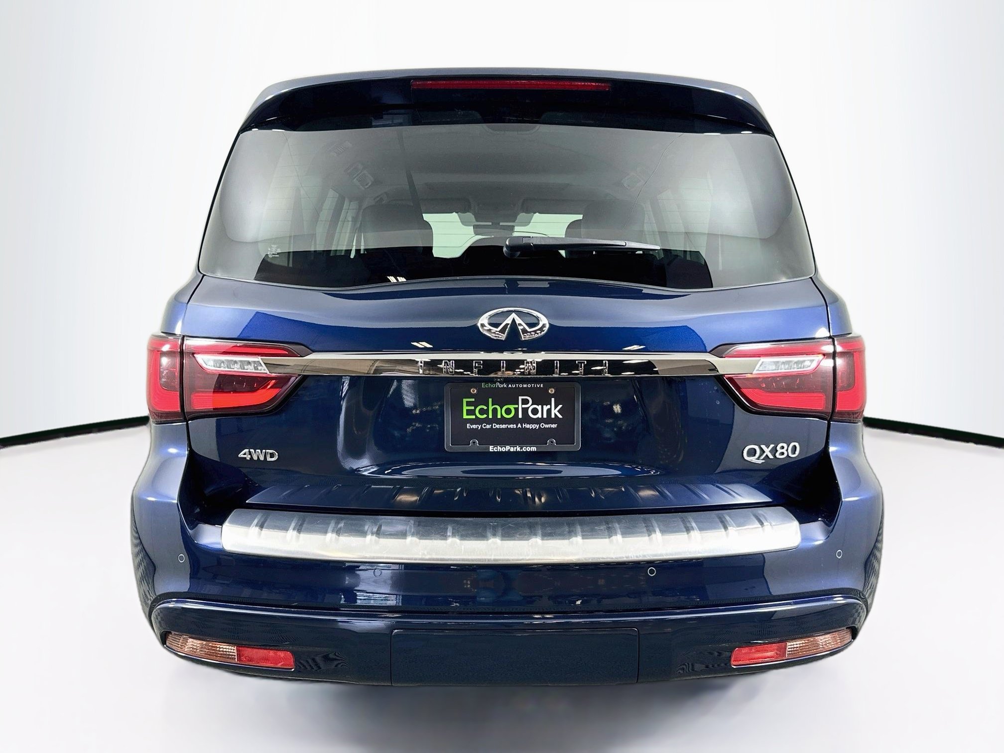 Used 2023 INFINITI QX80 Premium Select w/ Cargo Package AWD/4WD image 7