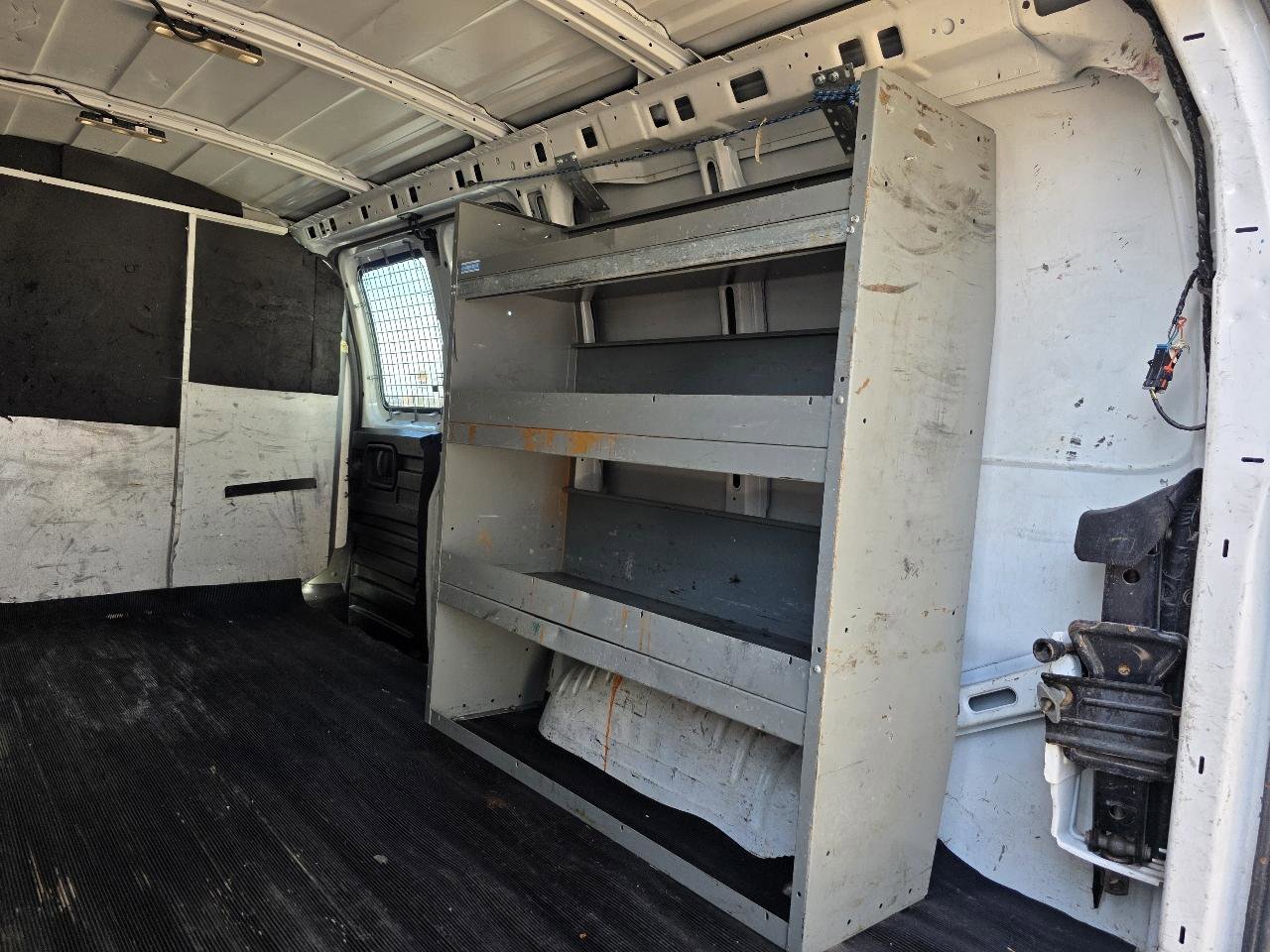 Used 2016 GMC Savana 2500 image 14