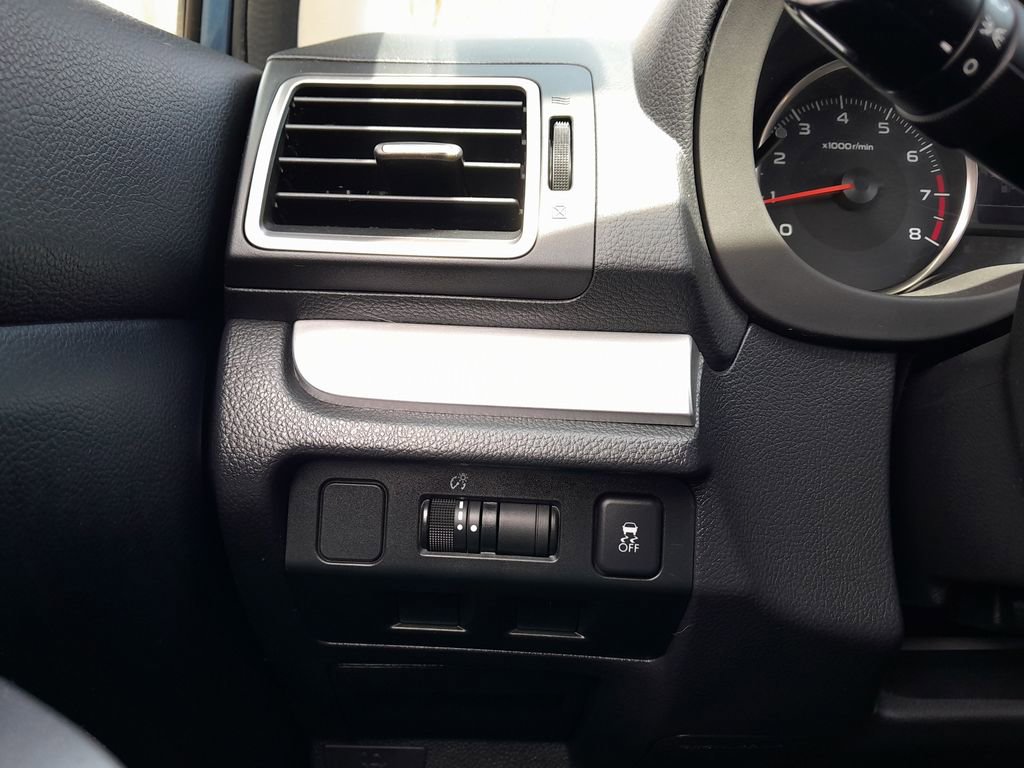 Used 2016 Subaru Impreza 2.0i Sport Premium image 15