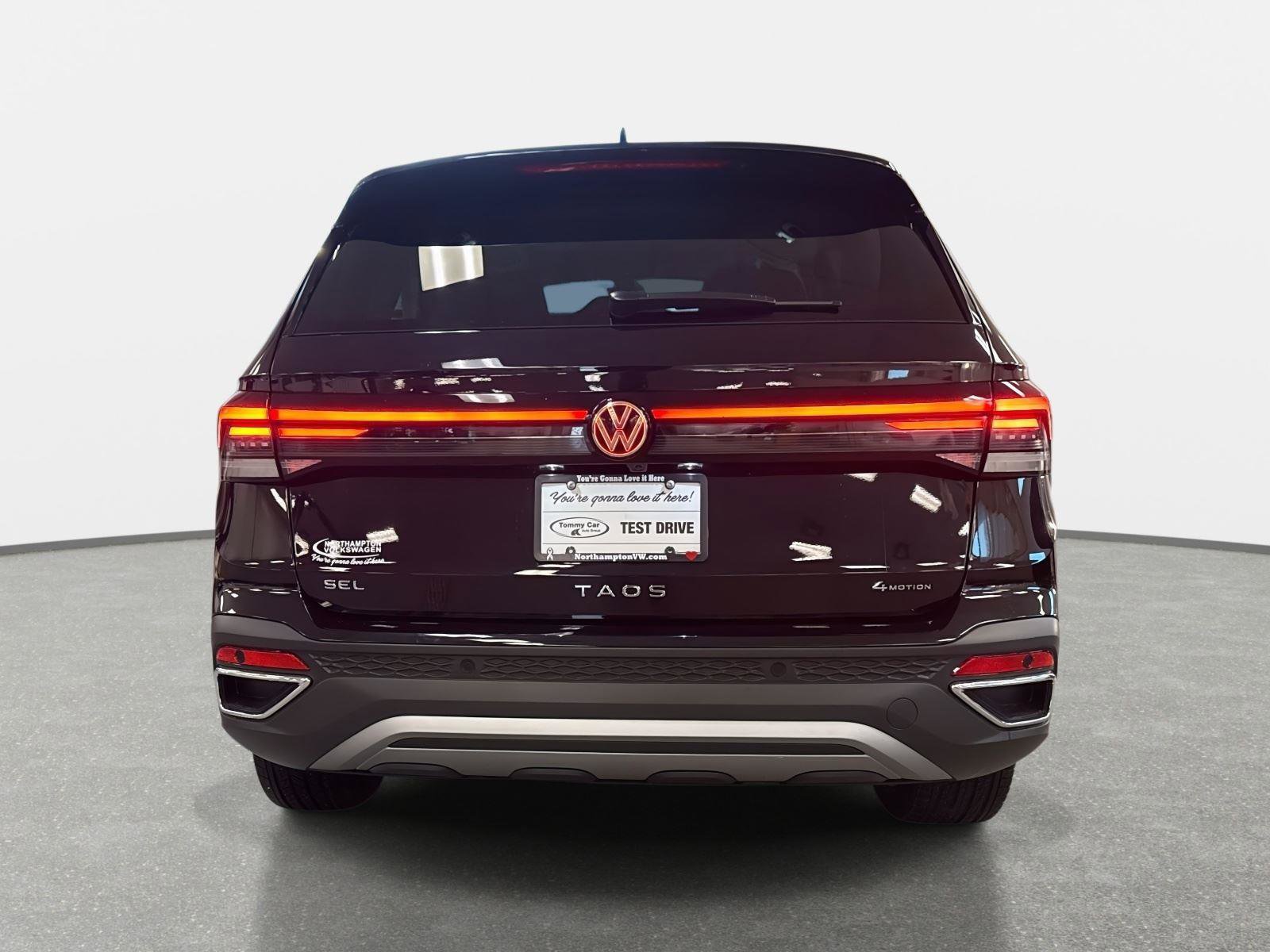 New 2026 Volkswagen Taos SEL image 6