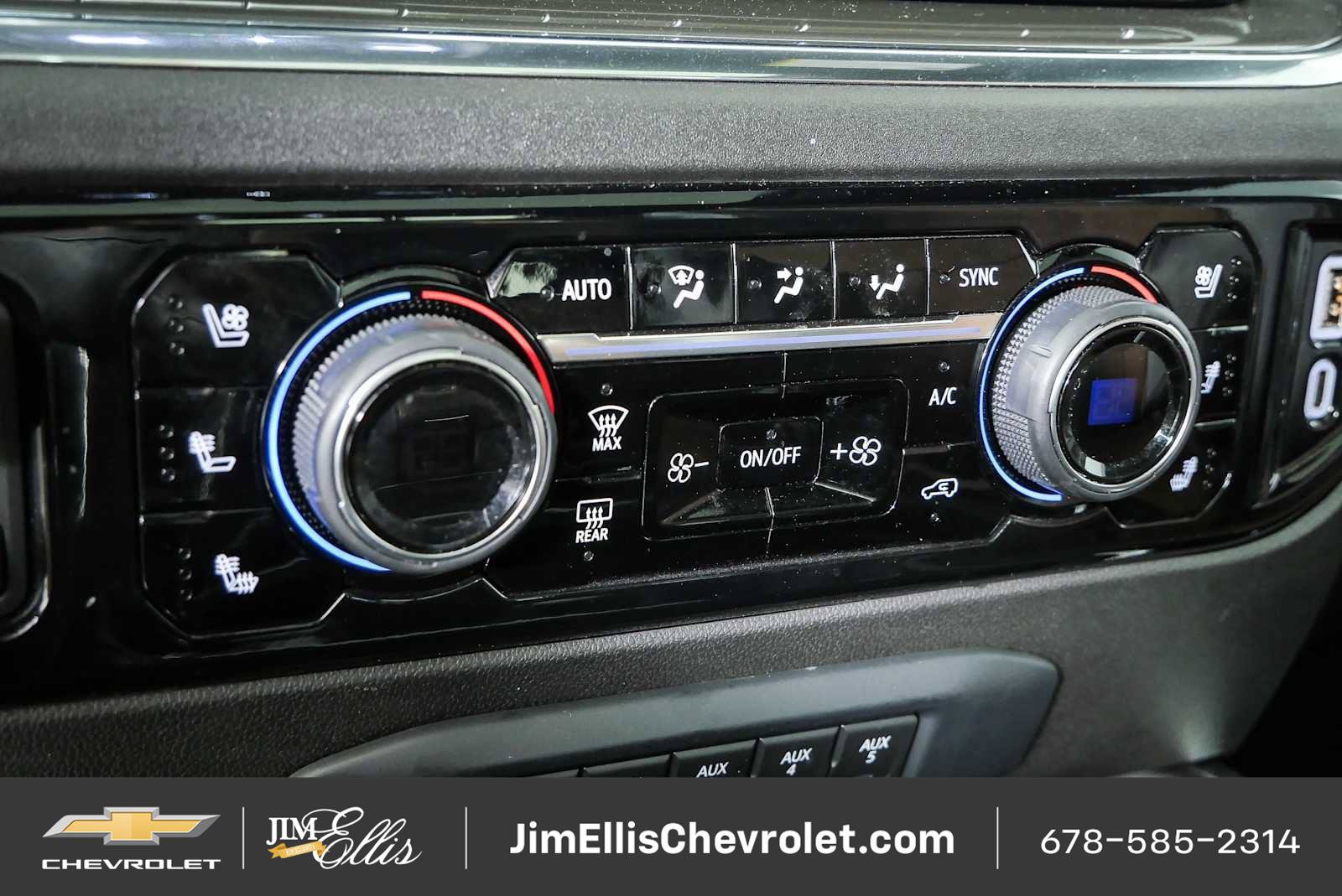 Certified 2024 Chevrolet Silverado 2500 High Country w/ Technology Package AWD/4WD image 17