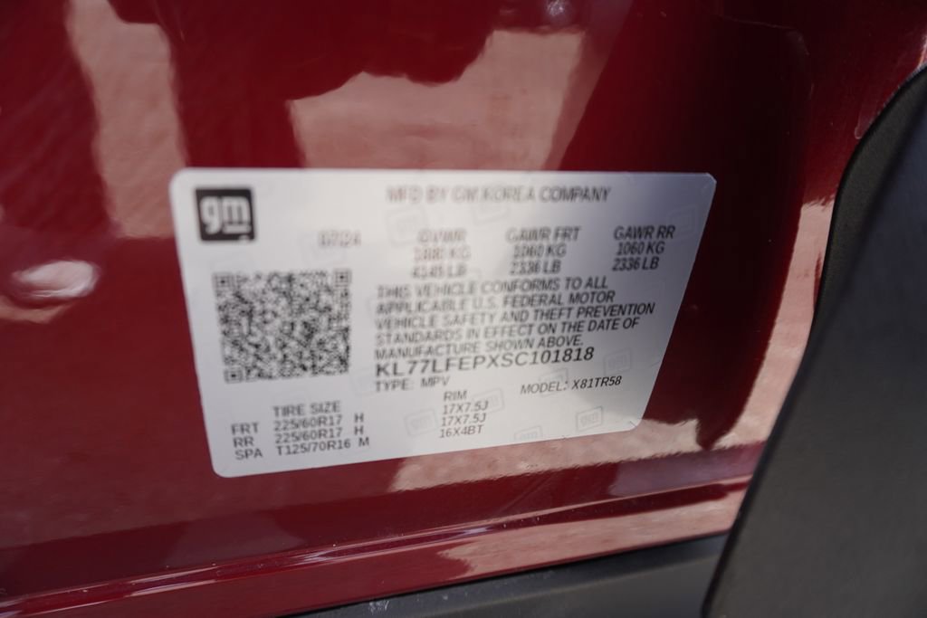Used 2025 Chevrolet Trax LS w/ LS Convenience Package FWD image 32