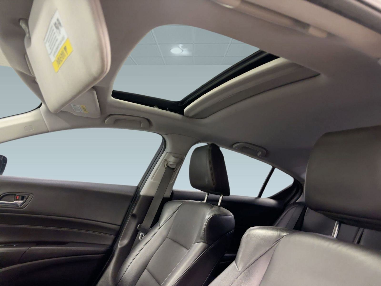 Used 2018 Acura ILX w/ Special Edition Package image 15