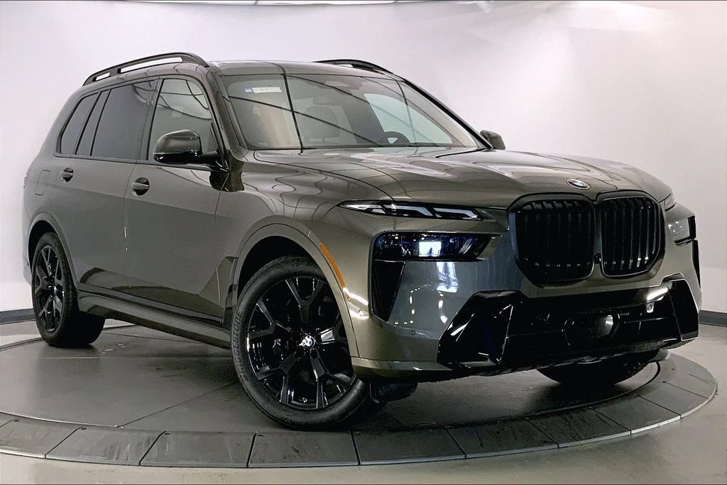 Used 2026 BMW X7 xDrive40i AWD/4WD image 33