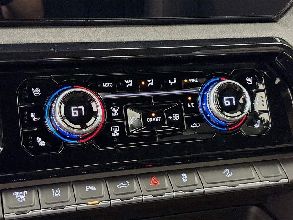 New 2026 GMC Sierra 3500 AT4 AWD/4WD image 16