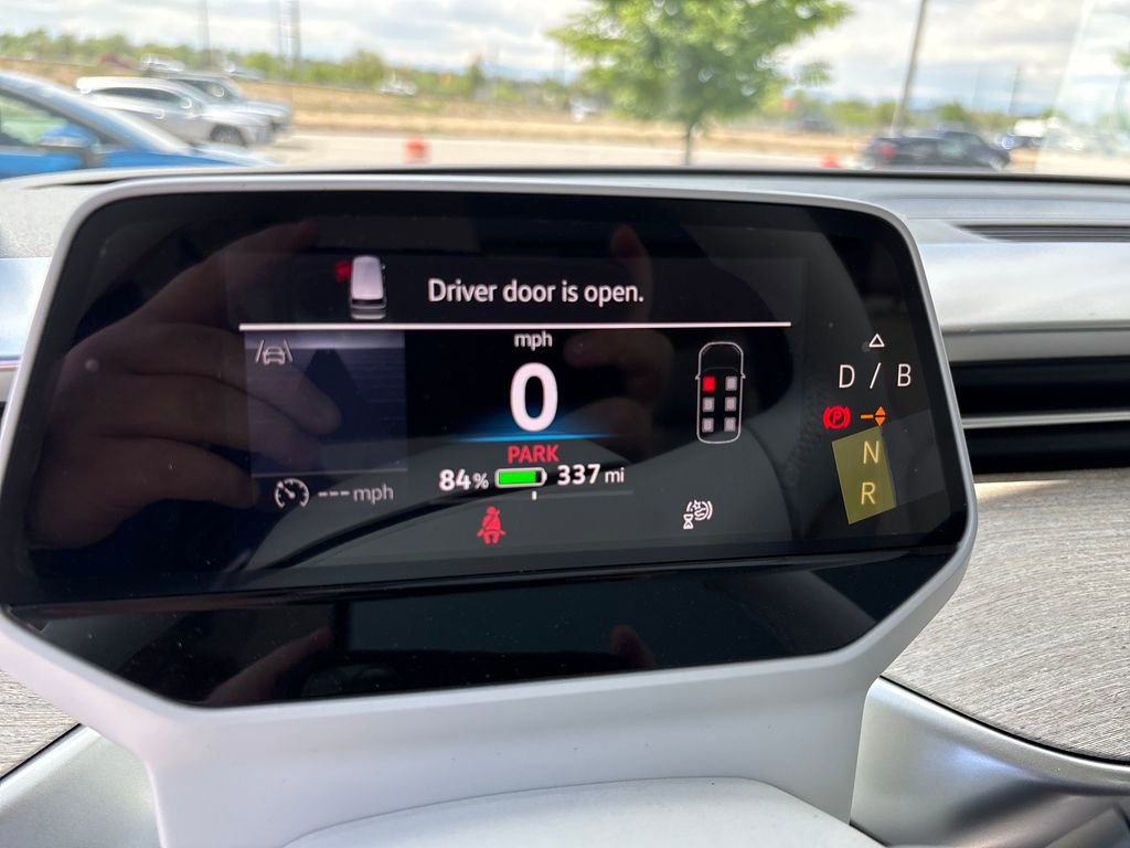 New 2025 Volkswagen ID. Buzz Pro S Plus AWD/4WD image 19