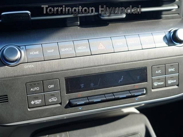 Used 2025 Hyundai Kona SEL image 22