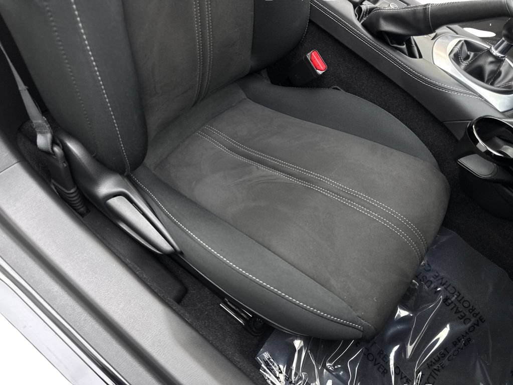 Used 2024 MAZDA MX-5 Miata Club RWD image 46