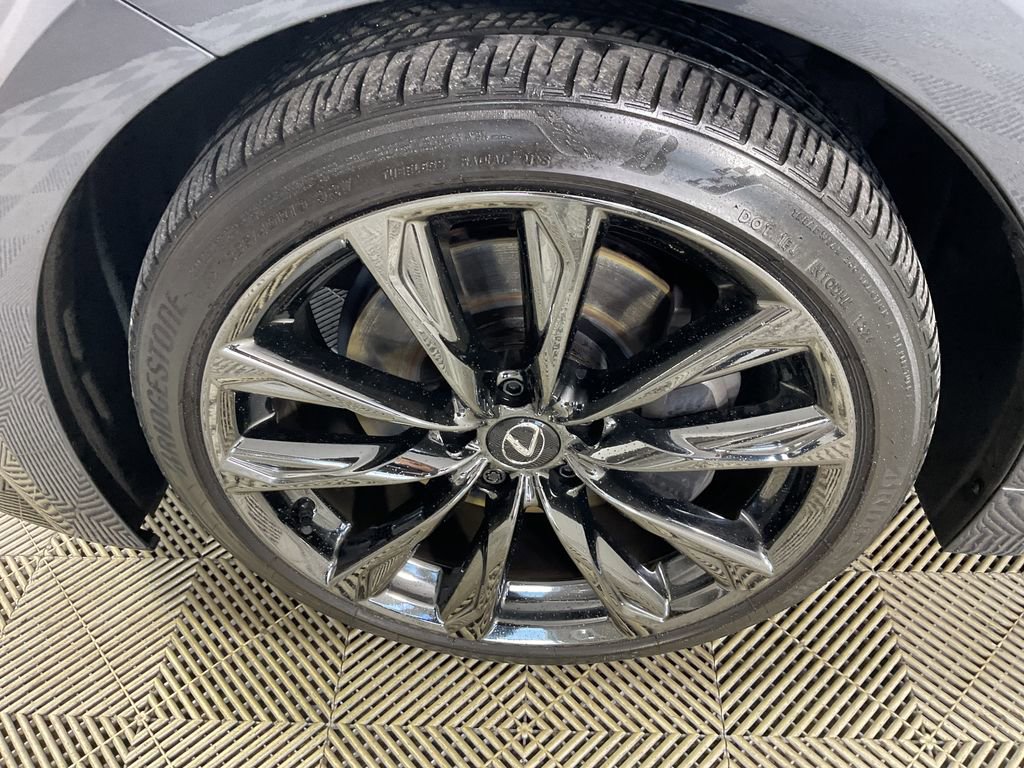 Used 2024 Lexus IS 350 F Sport image 5