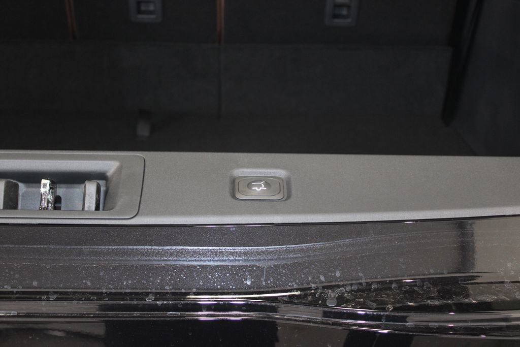 New 2026 Lincoln Navigator L Reserve image 16