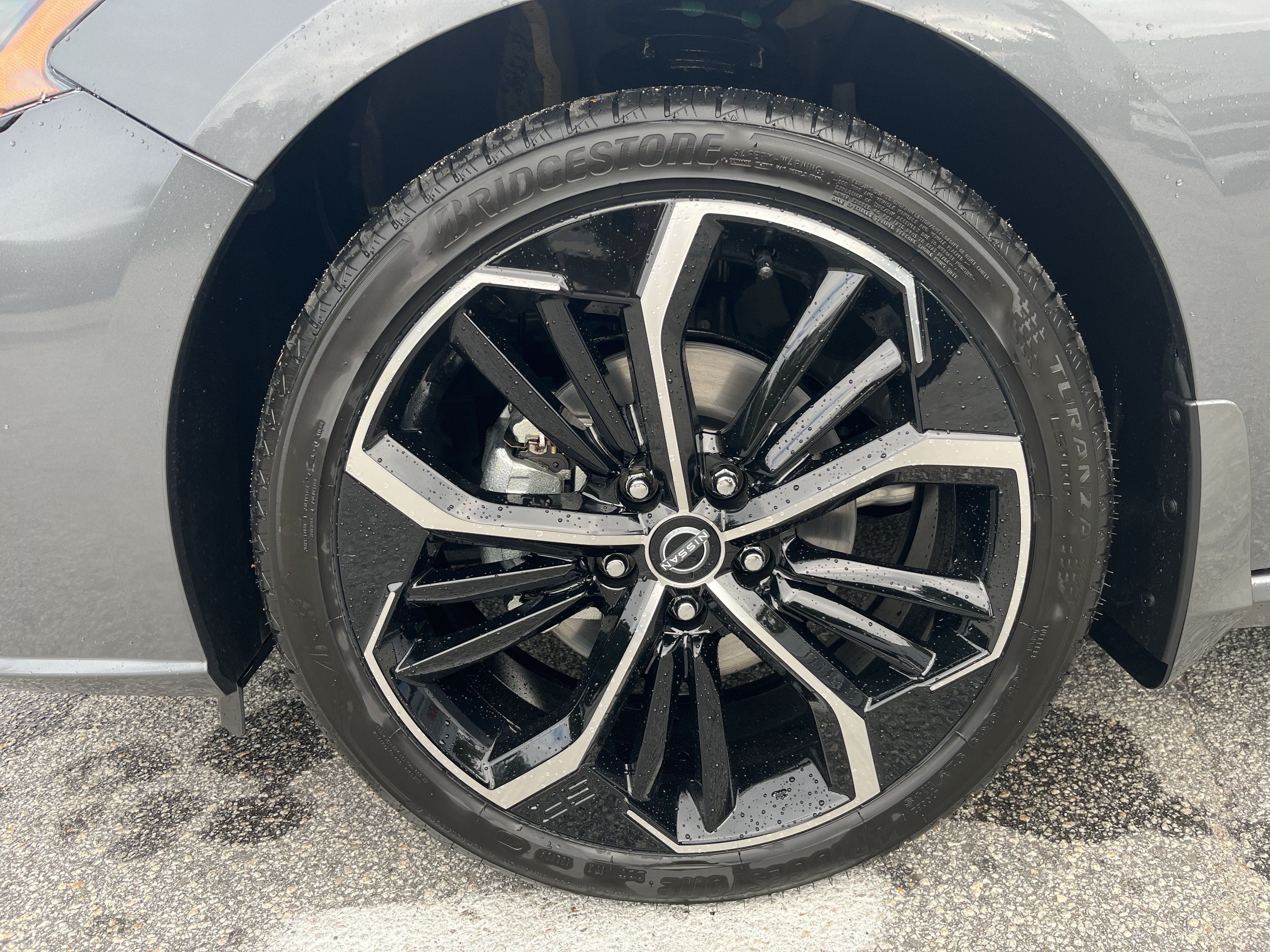 New 2026 Nissan Altima 2.5 SR AWD/4WD image 12