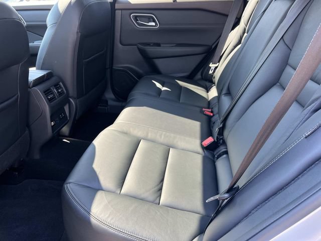 Used 2021 Nissan Rogue SL FWD image 21