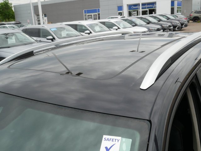 Certified 2023 Volkswagen Atlas SEL AWD/4WD image 11