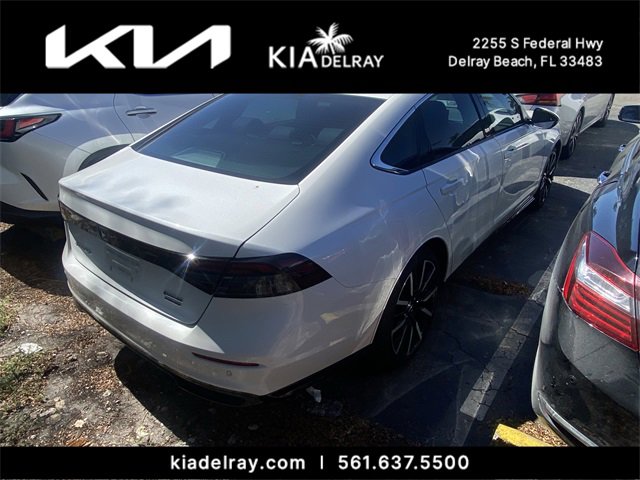 Used 2023 Honda Accord Touring image 8