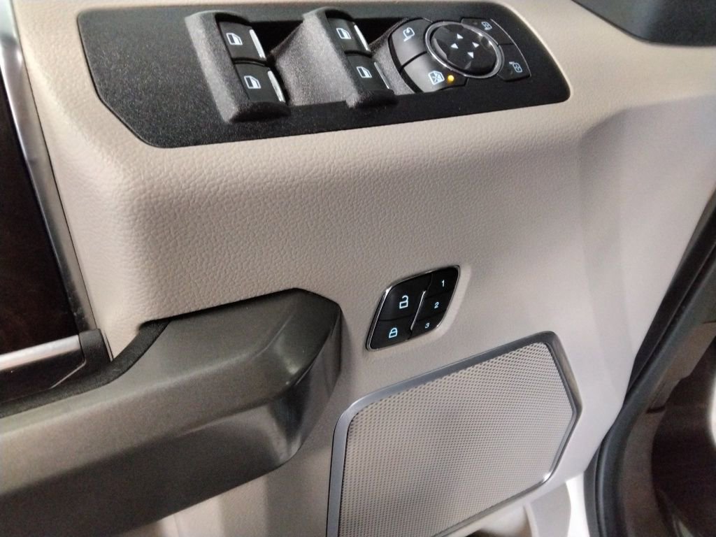 Used 2019 Ford F150 Limited image 27