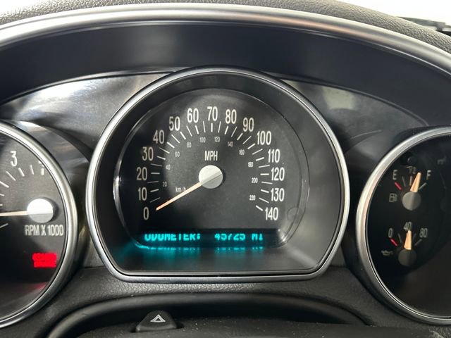 Used 2005 Chevrolet SSR w/ Preferred Equipment Group image 18