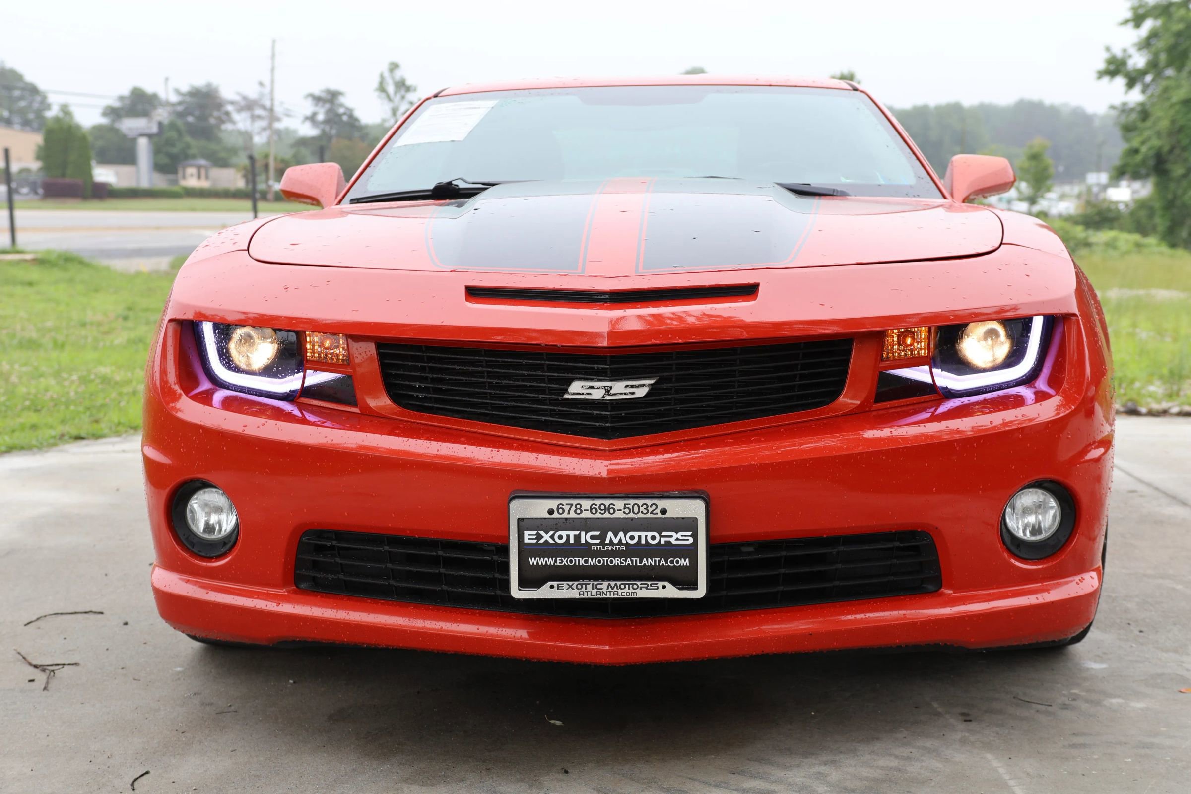Used 2013 Chevrolet Camaro SS w/ Rear Vision Package image 11