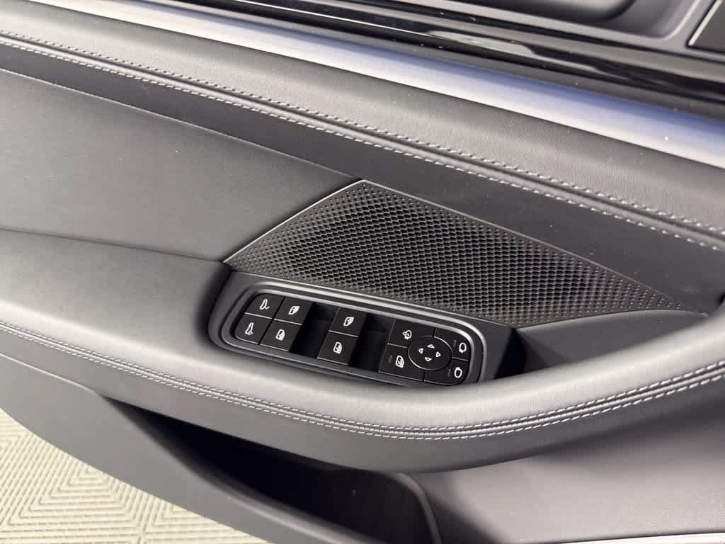 New 2026 Porsche Panamera RWD image 20