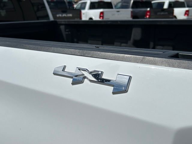 Used 2023 GMC Sierra 1500 Pro w/ Convenience Package AWD/4WD image 12