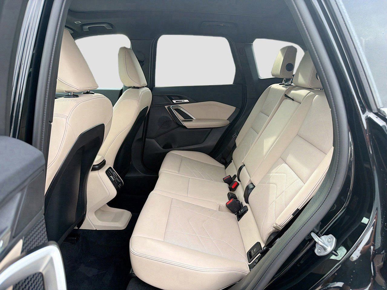 Certified 2025 BMW X1 xDrive28i AWD/4WD image 21