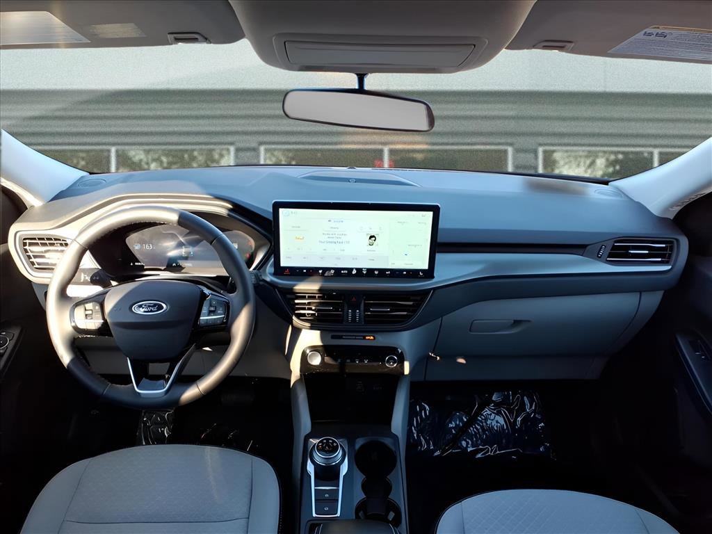 Used 2025 Ford Escape Active w/ Active Premium Tech Pack image 15