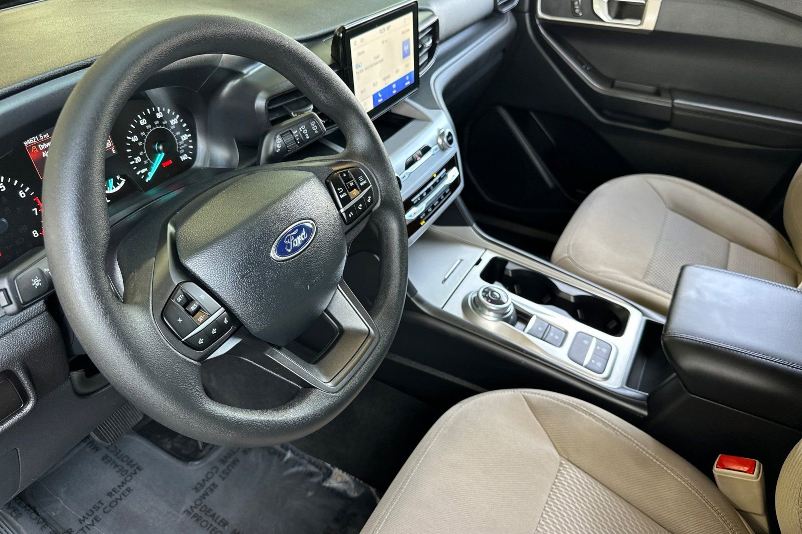 Certified 2023 Ford Explorer 2WD image 6