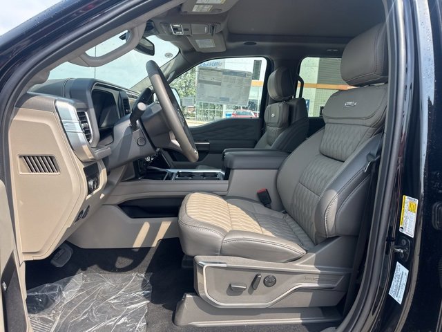 New 2025 Ford F350 Platinum image 9